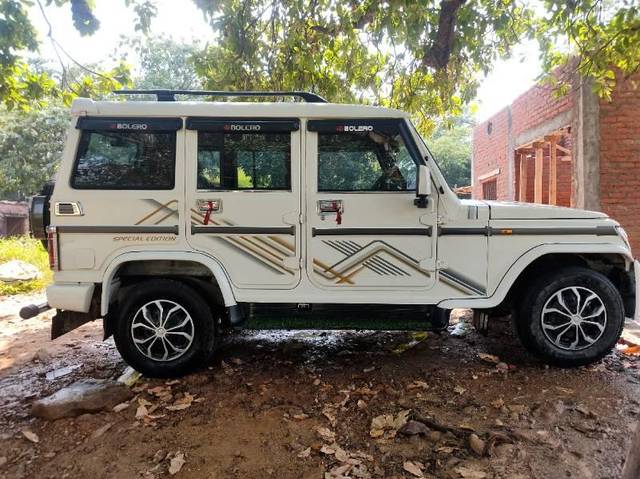 https://images10.gaadi.com/usedcar_image/3635124/original/processed_3539a098-dd96-4823-95f9-367f28c4a118.jpg?imwidth=6401