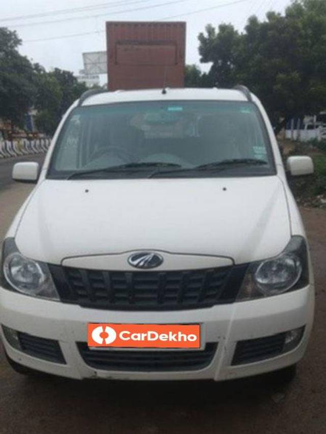 https://images10.gaadi.com/usedcar_image/3635216/original/processed_1748eed5-321b-4754-966b-c6e69496b2d0.jpeg?imwidth=6400