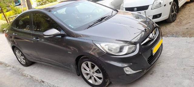 https://images10.gaadi.com/usedcar_image/3635328/original/processed_f9cca784-2b03-4c04-bc6d-445c3c00b25c.jpeg?imwidth=6400