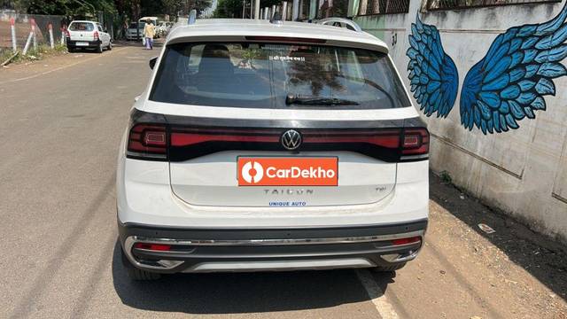 https://images10.gaadi.com/usedcar_image/3635482/original/processed_49b90580-d2ea-4af7-b88f-aa2e6c53682f.jpeg?imwidth=6402