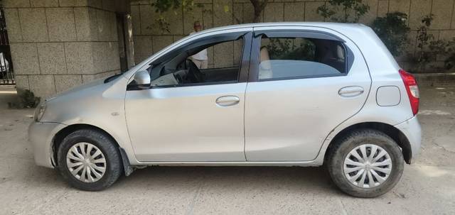 https://images10.gaadi.com/usedcar_image/3635497/original/16__VCC_IMG_1697433898056_1805407_95_1697434218.jpg?imwidth=6401