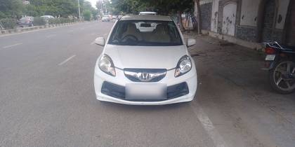 Honda Brio S Option MT Honda Brio S Option MT
