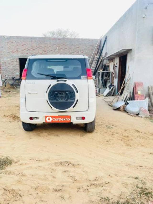 https://images10.gaadi.com/usedcar_image/3635767/original/processed_afabcf5a-f411-47d3-850a-22522fbdb398.jpg?imwidth=6402