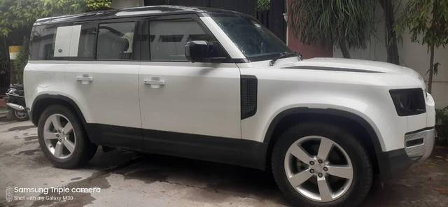 https://images10.gaadi.com/usedcar_image/3636091/original/processed_ebe42a75-17d2-4b32-ab31-e6ed164680b8.jpg?imwidth=6401