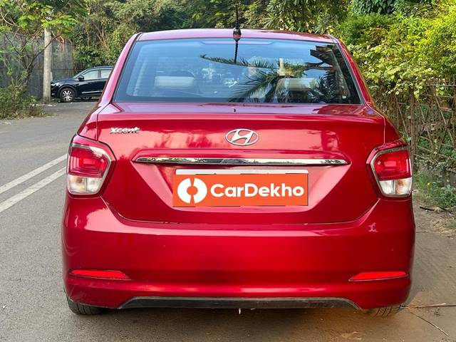 https://images10.gaadi.com/usedcar_image/3636227/original/processed_img2898821__used_car_2898821_1698064350.jpg?imwidth=6402