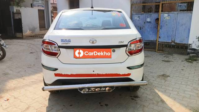 https://images10.gaadi.com/usedcar_image/3636255/original/processed_87f977b1-f92b-4d84-a036-d939875eb2f8.jpg?imwidth=6402