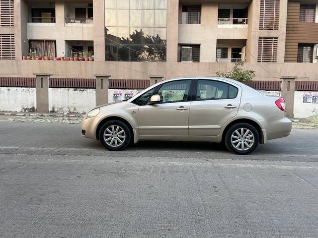 https://images10.gaadi.com/usedcar_image/3636442/original/img2898897__used_car_2898897_1698074249.jpg?imwidth=6402