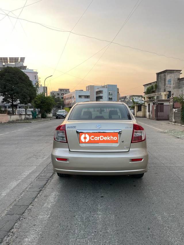 https://images10.gaadi.com/usedcar_image/3636442/original/processed_img2898897__used_car_2898897_1698074241.jpg?imwidth=6401