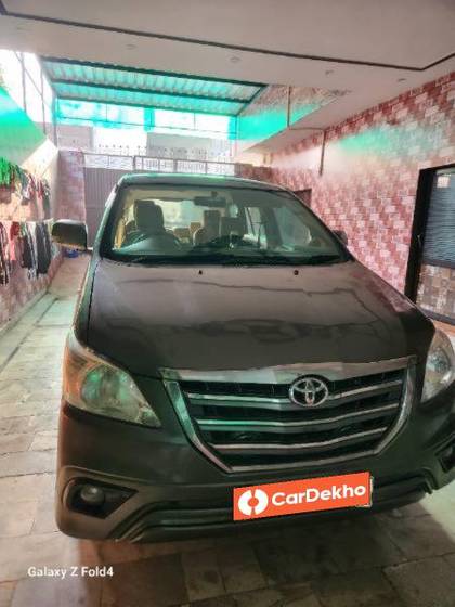 Toyota Innova 2.5 G (Diesel) 7 Seater Toyota Innova 2.5 G (Diesel) 7 Seater