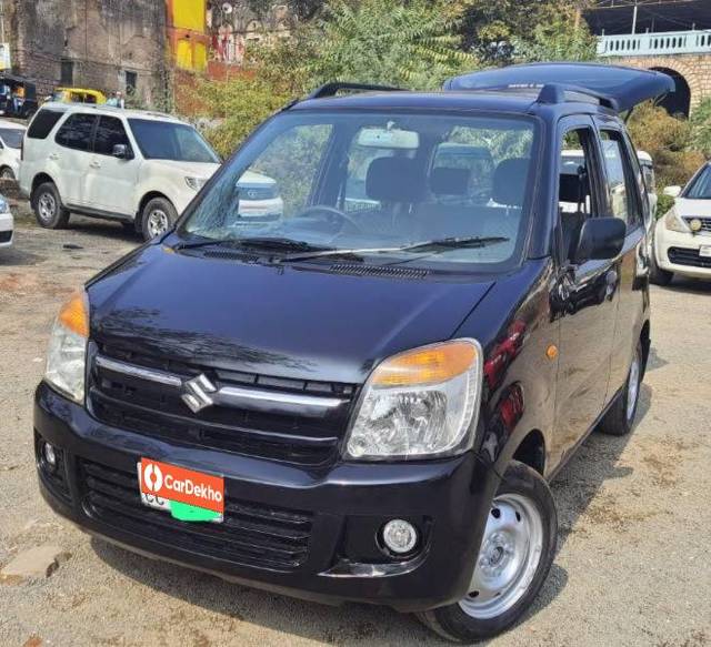 https://images10.gaadi.com/usedcar_image/3636736/original/processed_1520896b-9b03-4bcf-be92-bf65e59fce71.jpg?imwidth=6400