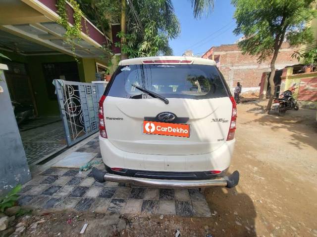 https://images10.gaadi.com/usedcar_image/3636795/original/processed_dbb54403-a7fd-46f6-aee1-7856400028d3.jpg?imwidth=6402