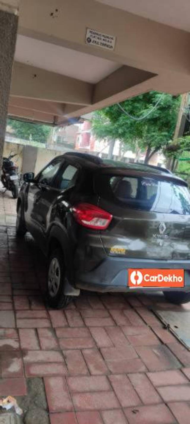 https://images10.gaadi.com/usedcar_image/3636873/original/processed_9d4a6680-f85e-4c6e-ae6c-0e0f8673c2ac.jpeg?imwidth=6402