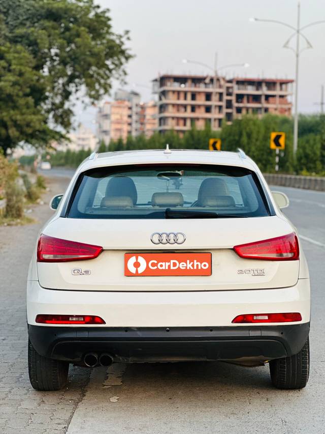 https://images10.gaadi.com/usedcar_image/3636931/original/processed_img2898974__usedcar_img_0745_354231698128562_1698128582.jpeg?imwidth=6401