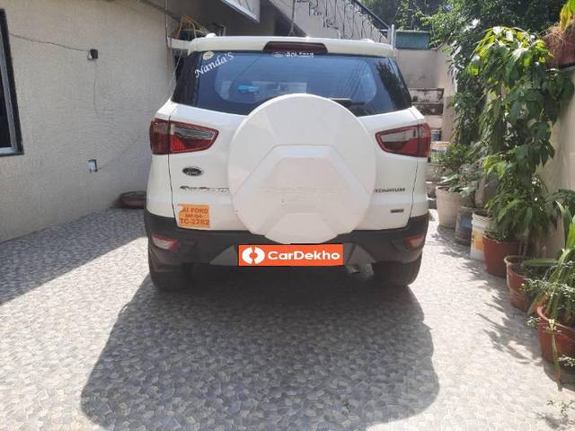https://images10.gaadi.com/usedcar_image/3636933/original/processed_4348f4b1-388a-4f0d-b347-88b371cc1e6f.jpg?imwidth=6402