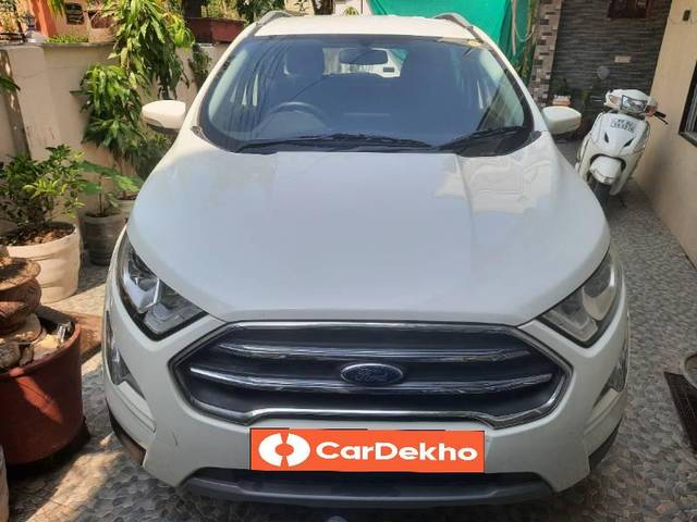 https://images10.gaadi.com/usedcar_image/3636933/original/processed_a6295d3a-c464-4c08-8cb2-bfb345f53c75.jpg?imwidth=6400