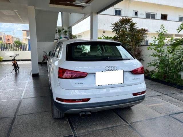https://images10.gaadi.com/usedcar_image/3636997/original/processed_6a2f055e-eca0-478d-90cc-79badc505f9d.jpeg?imwidth=6402
