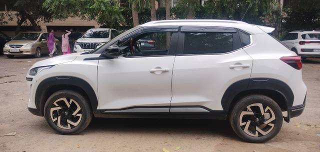 https://images10.gaadi.com/usedcar_image/3637227/original/17__VCC_IMG_1697530669478_1806048_95_1697531009.jpg?imwidth=6401
