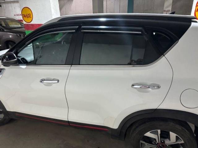 https://images10.gaadi.com/usedcar_image/3637392/original/processed_4311948d-c7a4-4b00-9081-ba274b122490.jpeg?imwidth=6401
