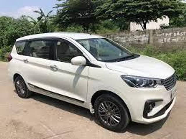 https://images10.gaadi.com/usedcar_image/3637455/original/processed_fddf2db4-0929-47ba-b328-f276d6fb5ce8.jpg?imwidth=6400