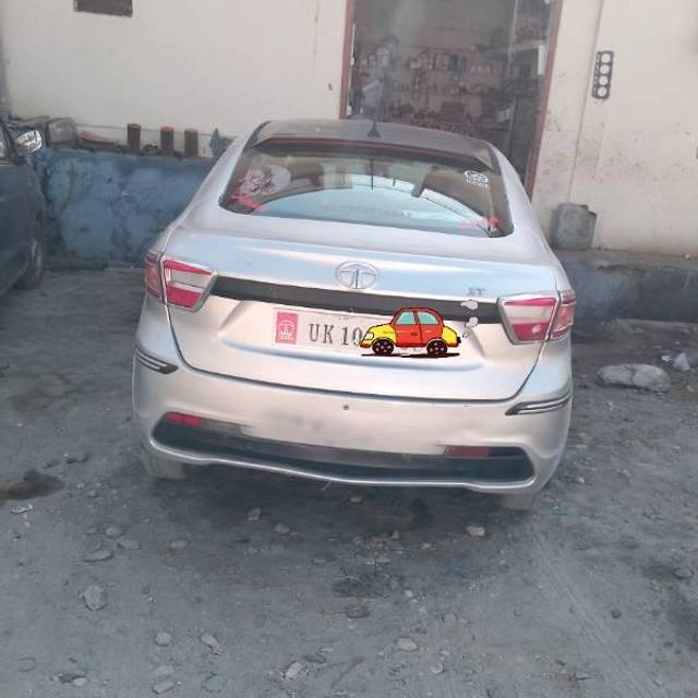 https://images10.gaadi.com/usedcar_image/3637523/original/processed_47f900a5-408d-4af2-9d40-37806bdeff43.jpg?imwidth=6401