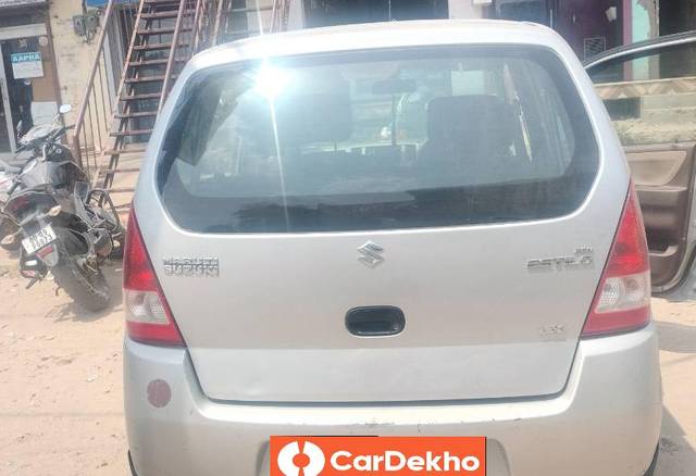 https://images10.gaadi.com/usedcar_image/3637583/original/processed_4b98a86f-e17e-43c9-ae16-fc456165668b.jpg?imwidth=6401