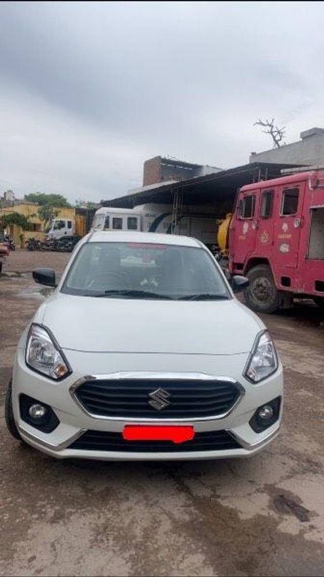 https://images10.gaadi.com/usedcar_image/3637788/original/processed_3ef6c01c-3e73-4c35-8406-29d0eebb4076.jpeg?imwidth=6400