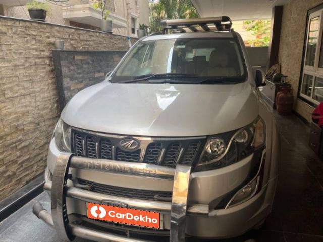 https://images10.gaadi.com/usedcar_image/3637870/original/processed_33faf4c3-63ed-4f84-b164-6370cf5b60d7.jpeg?imwidth=6400