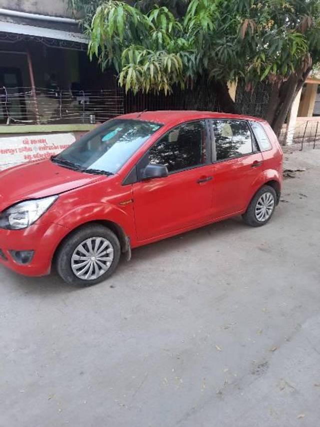 https://images10.gaadi.com/usedcar_image/3638005/original/processed_763a2bf4-f4ec-4e65-a316-2b9de6d4800e.jpg?imwidth=6400