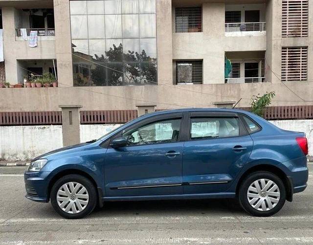 https://images10.gaadi.com/usedcar_image/3638071/original/processed_img2899272__used_car_2899272_1698209703.jpg?imwidth=6402