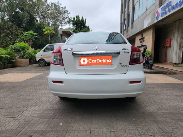 https://images10.gaadi.com/usedcar_image/3638110/original/processed_img2899282__used_car_2899282_1698254412.jpg?imwidth=6401