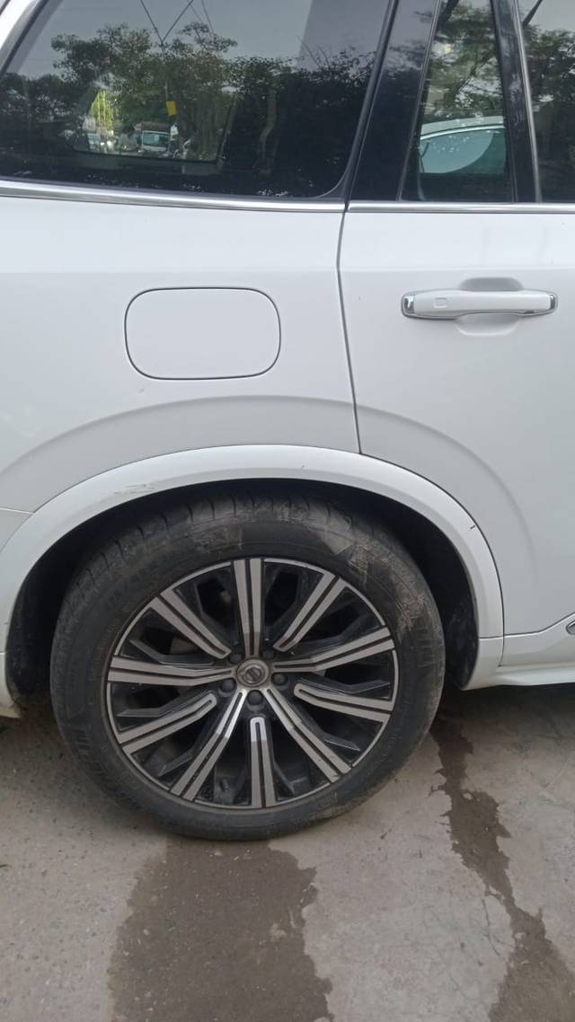 https://images10.gaadi.com/usedcar_image/3638167/original/img2899310__usedcar_photo_2023_10_24_15_49_46_7601698213352_1698213431.jpg?imwidth=6402