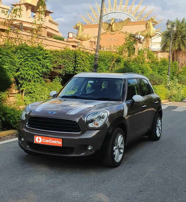https://images10.gaadi.com/usedcar_image/3638252/original/processed_img2899358__usedcar_ee3f016e_0895_4db5_a04a_d86e044d0e28_117901698215640_1698215728.jpg?imwidth=6400