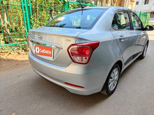 https://images10.gaadi.com/usedcar_image/3638255/original/processed_img2899360__usedcar_2354968_13836_1647427642962_2899360_1698218236.jpg?imwidth=6401