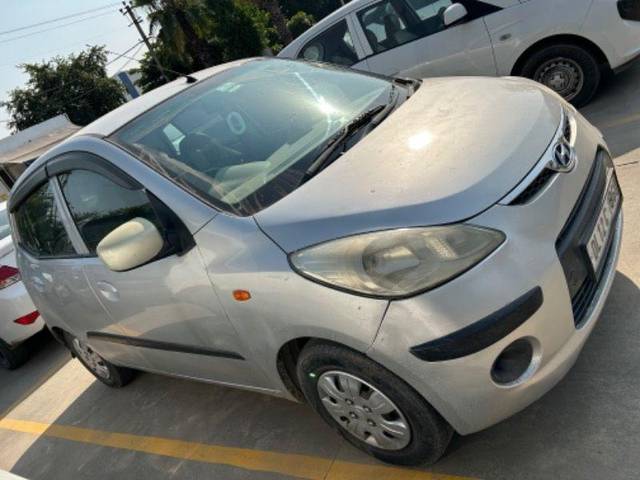 https://images10.gaadi.com/usedcar_image/3638367/original/processed_62cfbd48-cd4f-4563-84ac-8f26fc06af31.jpeg?imwidth=6400