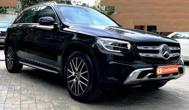 https://images10.gaadi.com/usedcar_image/3638372/original/processed_img2899411__usedcar_b07ef01d_10b8_4d60_8e31_35a7903529f1_117901698218493_1698218698.jpg?imwidth=6400