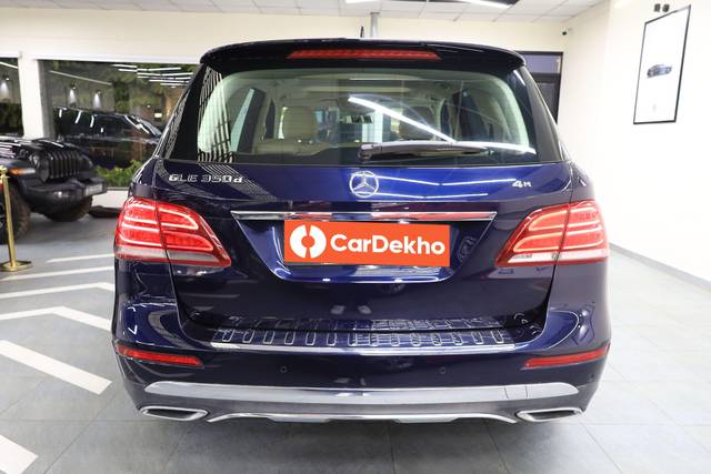 https://images10.gaadi.com/usedcar_image/3638487/original/processed_img2899476__usedcar_img_0180_257331698221398_1698221677.JPG?imwidth=6402