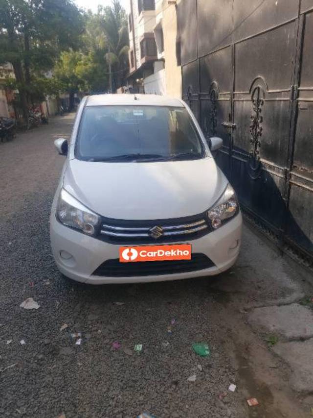 https://images10.gaadi.com/usedcar_image/3638511/original/processed_61c3ae0c-b9b5-4ab2-a5bf-67cf1abce31f.jpg?imwidth=6400
