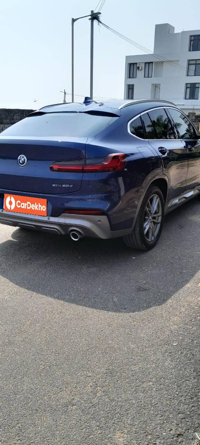 https://images10.gaadi.com/usedcar_image/3638541/original/processed_img2899512__used_car_2899512_1698223316.jpg?imwidth=6401