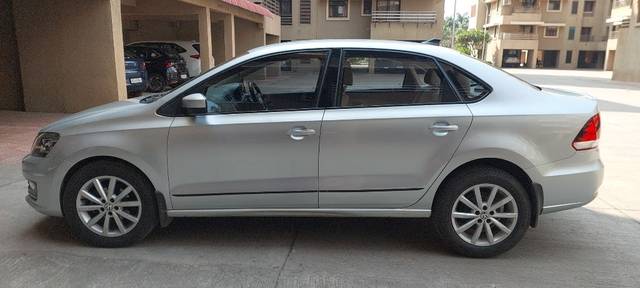 https://images10.gaadi.com/usedcar_image/3638655/original/18__VCC_IMG_1697616924090_1806644_95_1697617316.jpg?imwidth=6401