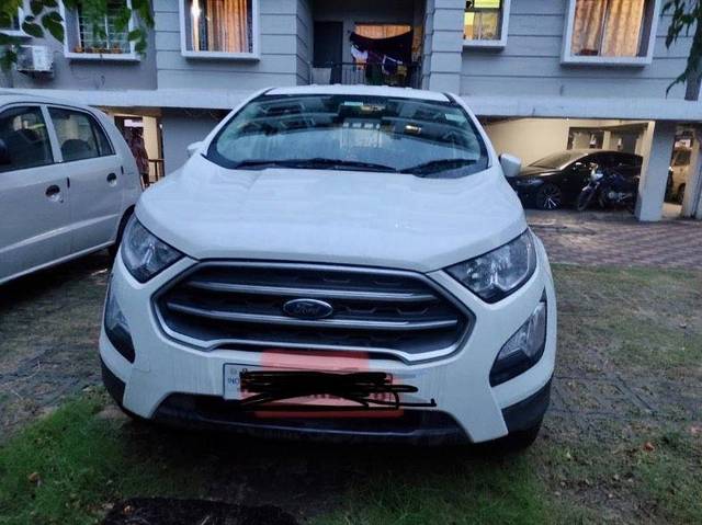 https://images10.gaadi.com/usedcar_image/3638663/original/processed_4e9d680b-4d01-4915-85d8-c2f5fb10ee60.jpeg?imwidth=6400