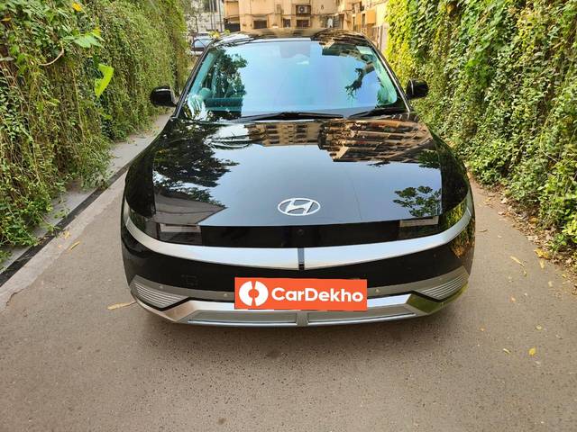 https://images10.gaadi.com/usedcar_image/3638739/original/processed_img2899623__usedcar_photo_2023_10_29_14_54_16_2_2899623_1698651840.jpg?imwidth=6400