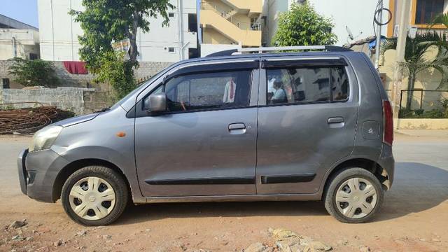 https://images10.gaadi.com/usedcar_image/3638941/original/18__VCC_IMG_1697623166942_1806763_95_1697623622.jpg?imwidth=6401