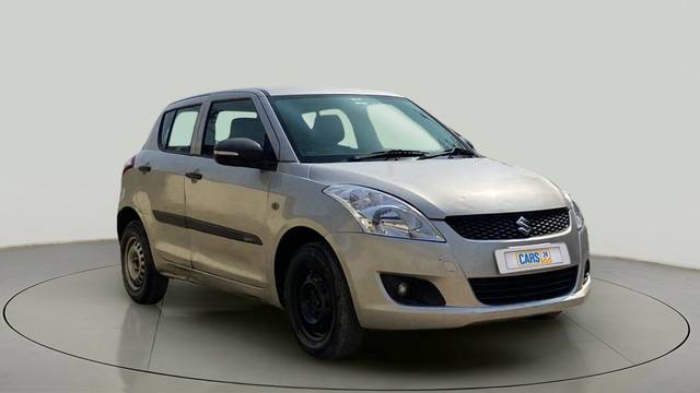 https://images10.gaadi.com/usedcar_image/3638961/original/slot__1-7-Exterior-10757552780-37b04e581c1e44d4b7e0caedacbc3bc3-Exterior-7.jpg?imwidth=6400