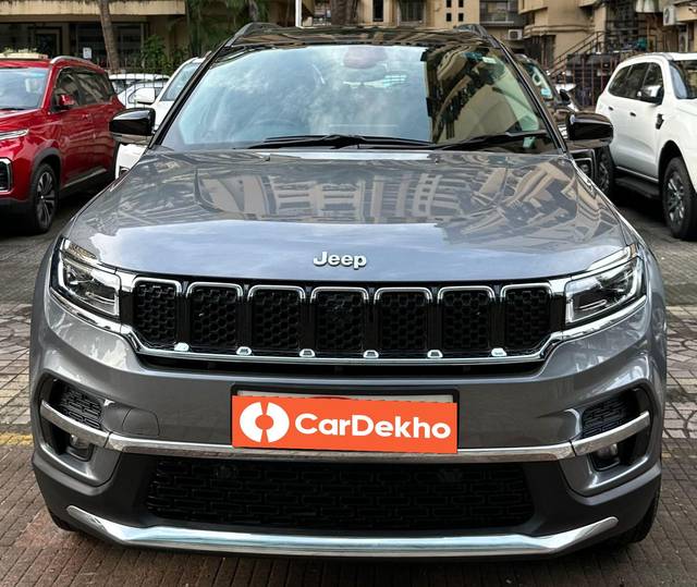 https://images10.gaadi.com/usedcar_image/3639012/original/processed_img2899795__used_car_2899795_1698235189.jpg?imwidth=6400