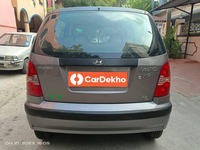 https://images10.gaadi.com/usedcar_image/3639111/original/processed_img2899863__used_car_2899863_1698237350.jpg?imwidth=6402