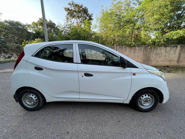 https://images10.gaadi.com/usedcar_image/3639199/original/img2899913__used_car_2899913_1698320121.jpg?imwidth=6402
