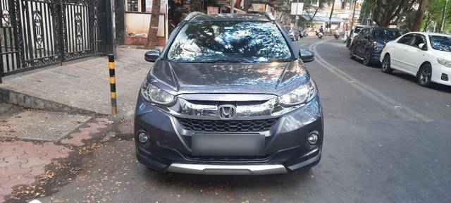 https://images10.gaadi.com/usedcar_image/3639218/original/18__VCC_1806943_94_1697634678.jpg?imwidth=6400