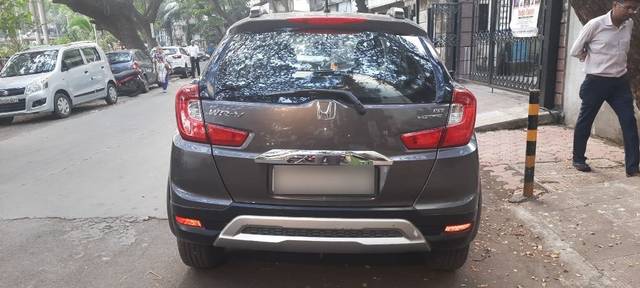 https://images10.gaadi.com/usedcar_image/3639218/original/18__VCC_1806943_96_1697634718.jpg?imwidth=6402