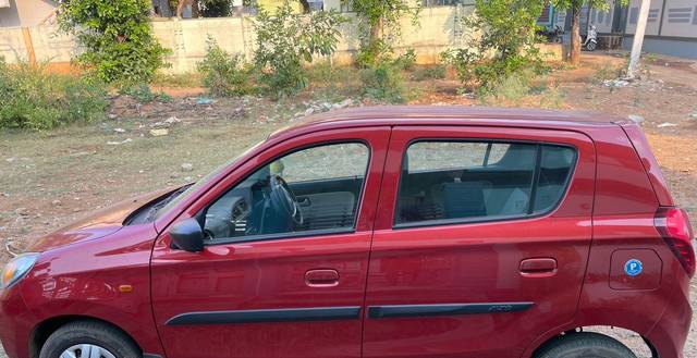 https://images10.gaadi.com/usedcar_image/3639255/original/processed_f4c92113-bac3-4809-aa3a-5eb382d27d92.jpeg?imwidth=6402
