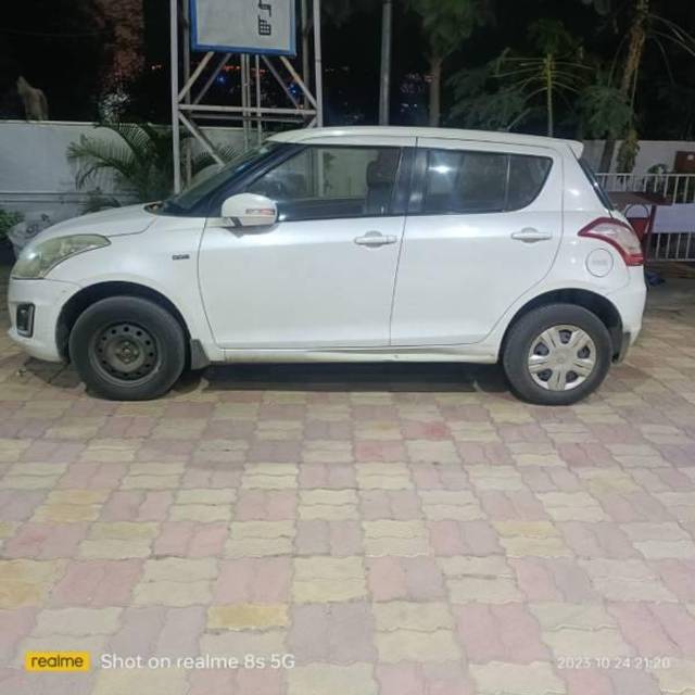 https://images10.gaadi.com/usedcar_image/3639378/original/processed_56f7bcfd-c0a4-4626-b902-5a2e876830da.jpg?imwidth=6400